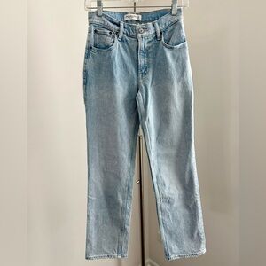 Abercrombie & Fitch 90s Low Rise Straight Jeans 24 Short Light Wash